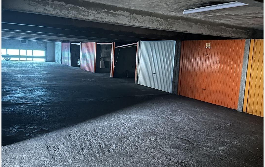 IRINA IMMOBILIER : Garage / Parking | SAINT-ETIENNE (42000) | 13 m2 | 10 000 € 